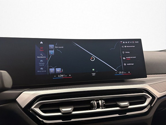 BMW i4 18 of 30
