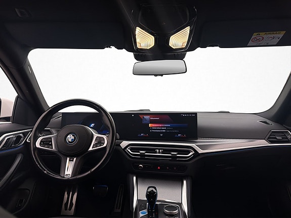 BMW i4 13 of 30
