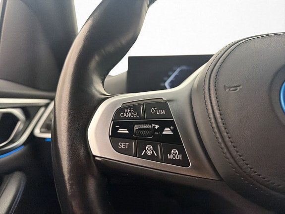 BMW i4 15 of 30