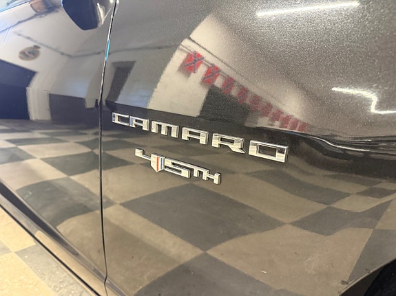 Chevrolet Camaro 13 of 30