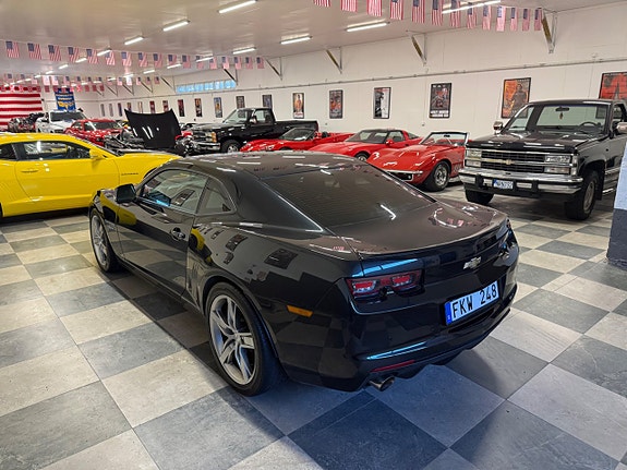 Chevrolet Camaro 8 of 30