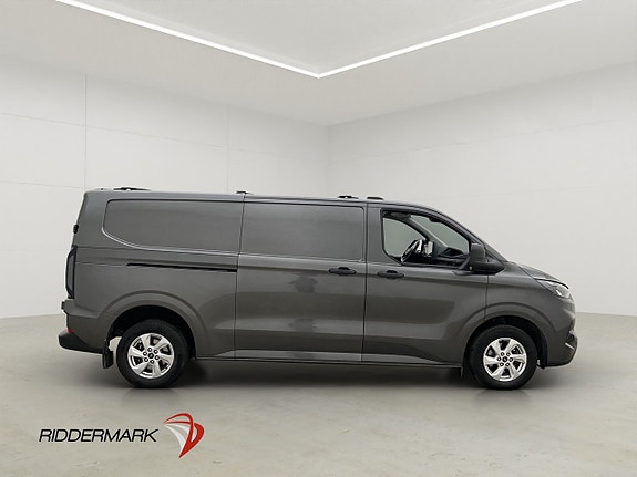 Ford Transit Custom 2 of 30