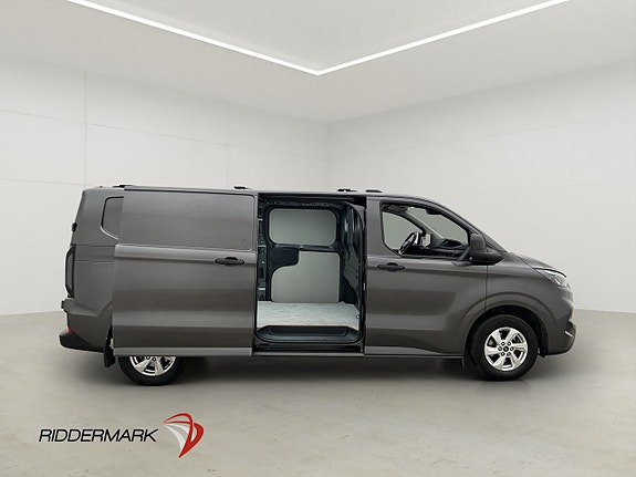 Ford Transit Custom 14 of 30