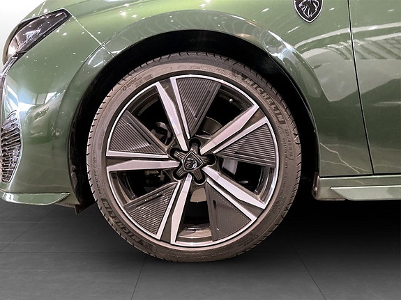 Peugeot 308 16 of 17