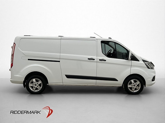 Ford Transit Custom 2 of 30