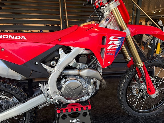 Honda CRF 450R *SUPERDEAL* 0% ränta 38mån 5 of 9
