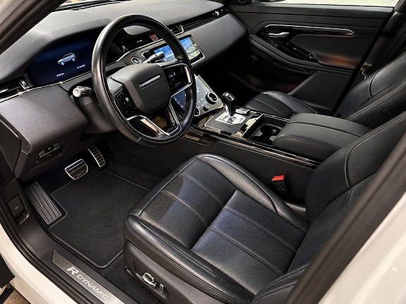 Land Rover Range Rover Evoque 7 of 12