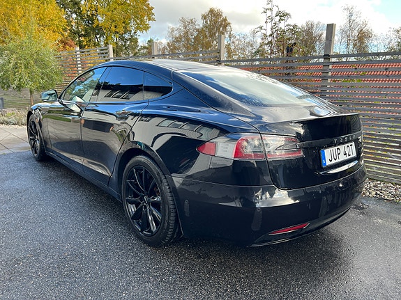 Tesla Model S 3 of 14