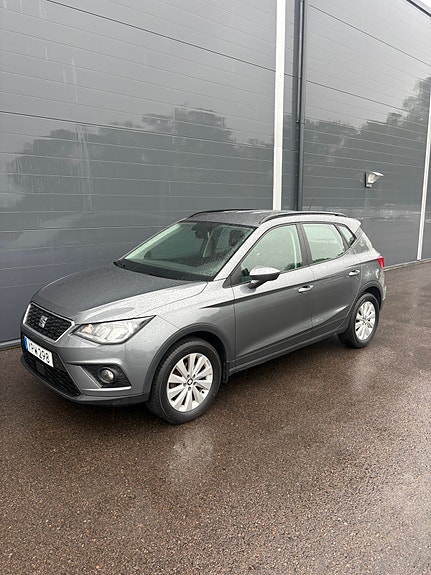 Seat Arona 3 of 7