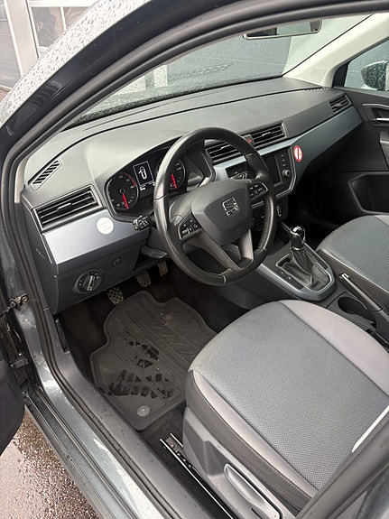Seat Arona 5 of 7