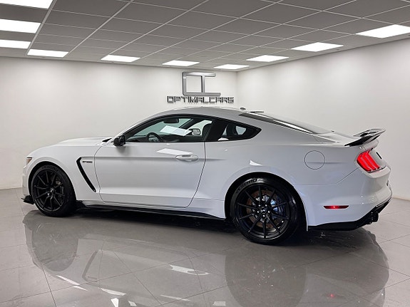 Ford Mustang 20 of 22