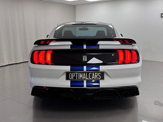 Ford Mustang 9 of 22
