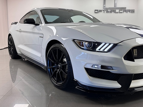 Ford Mustang 2 of 22