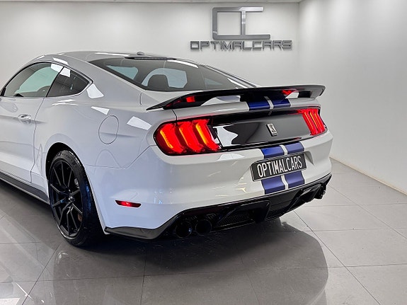 Ford Mustang 22 of 22