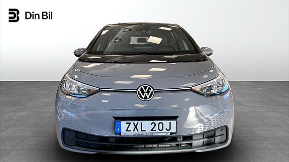 Volkswagen ID.3 4 of 12
