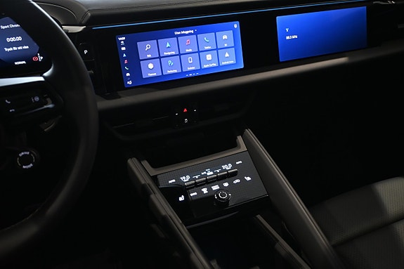 Porsche Macan 4 25 of 26