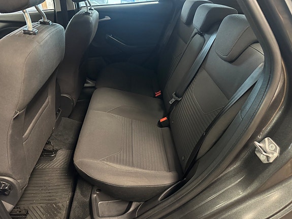 Ford Focus 11 of 20