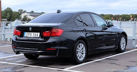 BMW 318 16 of 18