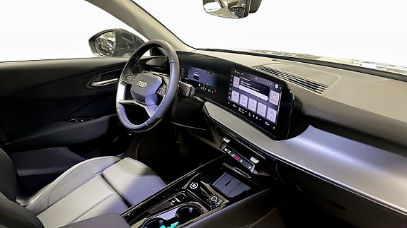 Audi Q3 11 of 14