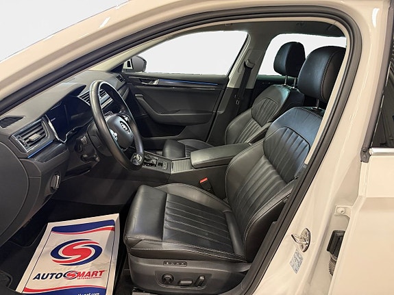 Skoda Superb 9 of 14