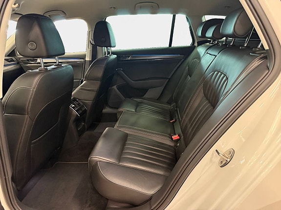 Skoda Superb 13 of 14