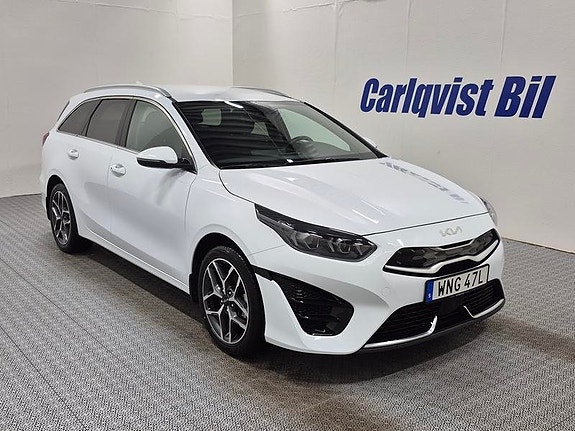 Kia Ceed 3 of 9