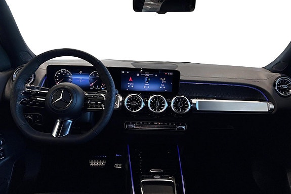 Mercedes-Benz GLB220 d 14 of 14