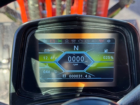 Everun ER 06 - 4x4 - Kubota 26hk - Steg5 11 of 15