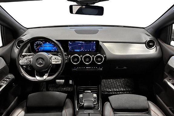 Mercedes-Benz B200 d 10 of 23