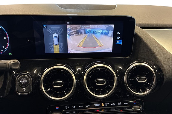 Mercedes-Benz B200 d 19 of 23