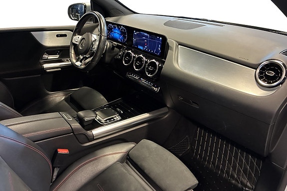 Mercedes-Benz B200 d 11 of 23