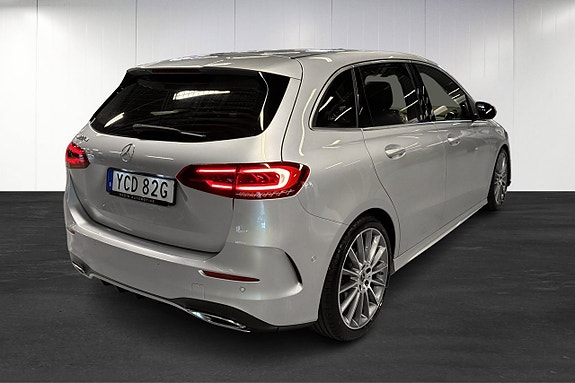Mercedes-Benz B200 d 3 of 23