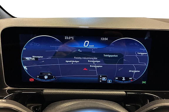 Mercedes-Benz B200 d 22 of 23