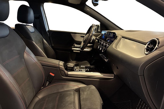 Mercedes-Benz B200 d 17 of 23