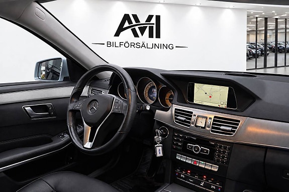 Mercedes-Benz E250 10 of 10