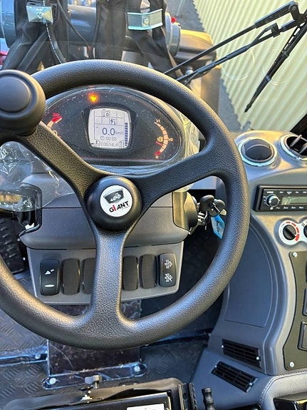 GiANT G3500 X-tra 8 of 21
