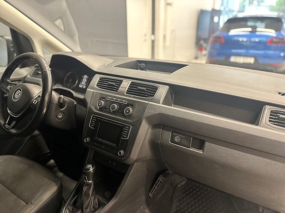 Volkswagen Caddy 11 of 12