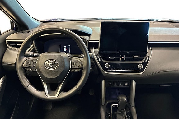 Toyota Corolla Cross 8 of 18