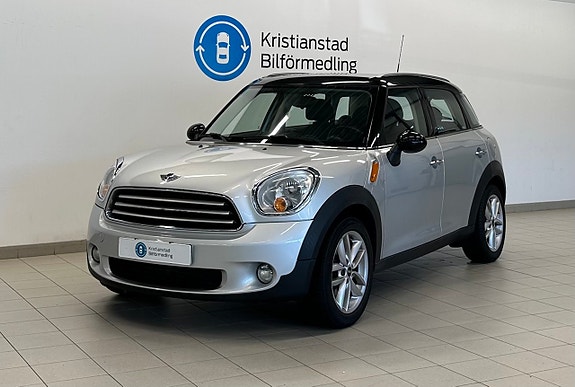 MINI Countryman Cooper D 2 of 12