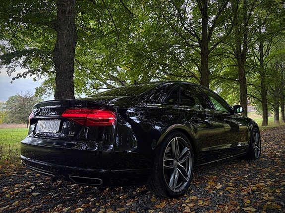 Audi A8 7 of 20