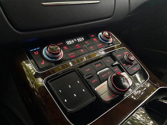 Audi A8 19 of 20