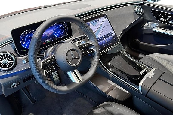 Mercedes-Benz EQE350+ 6 of 13