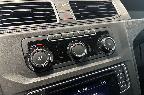Volkswagen Caddy 13 of 16
