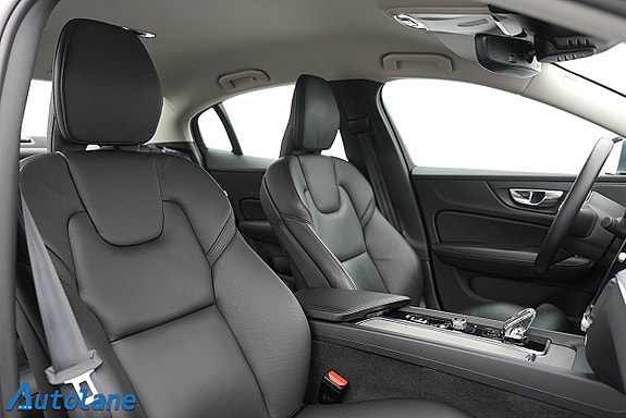 Volvo S60 16 of 29