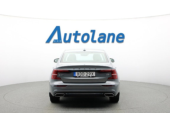 Volvo S60 7 of 29