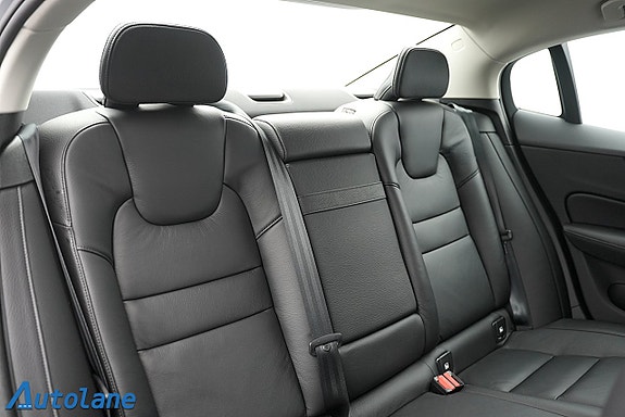 Volvo S60 27 of 29