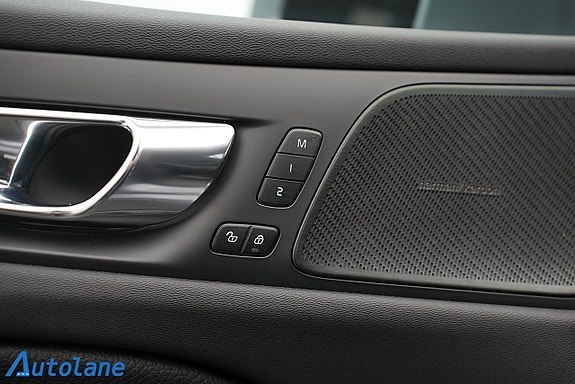 Volvo S60 25 of 29