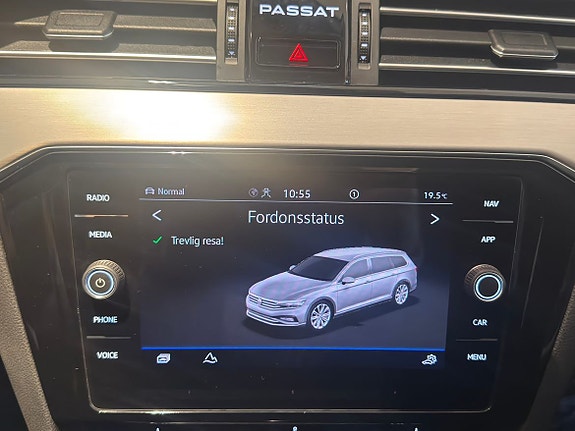 Volkswagen Passat Alltrack 14 of 21