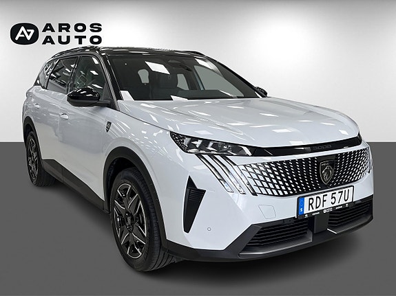Peugeot 5008 3 of 15