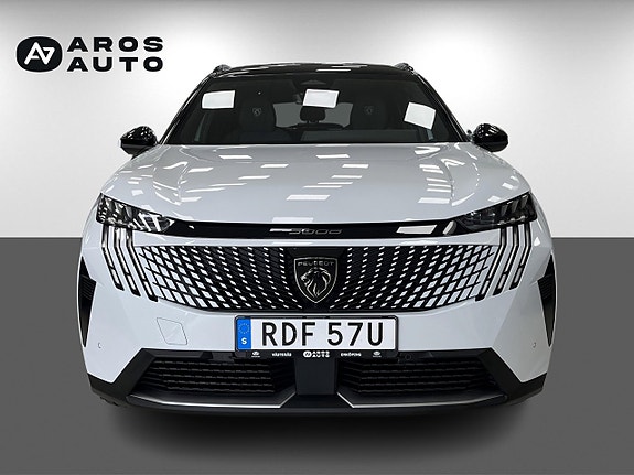 Peugeot 5008 2 of 15